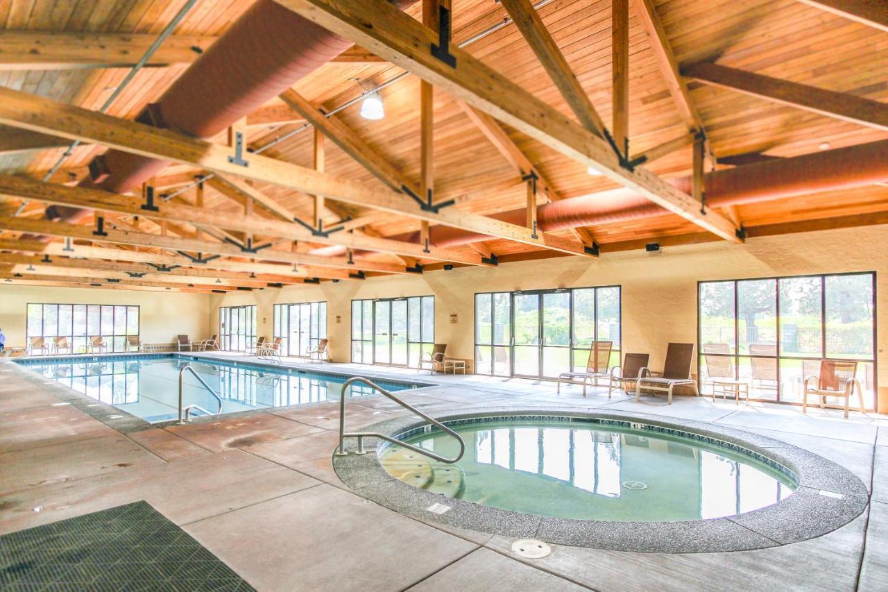Eagle Crest Nature Retreat Редмонд Экстерьер фото